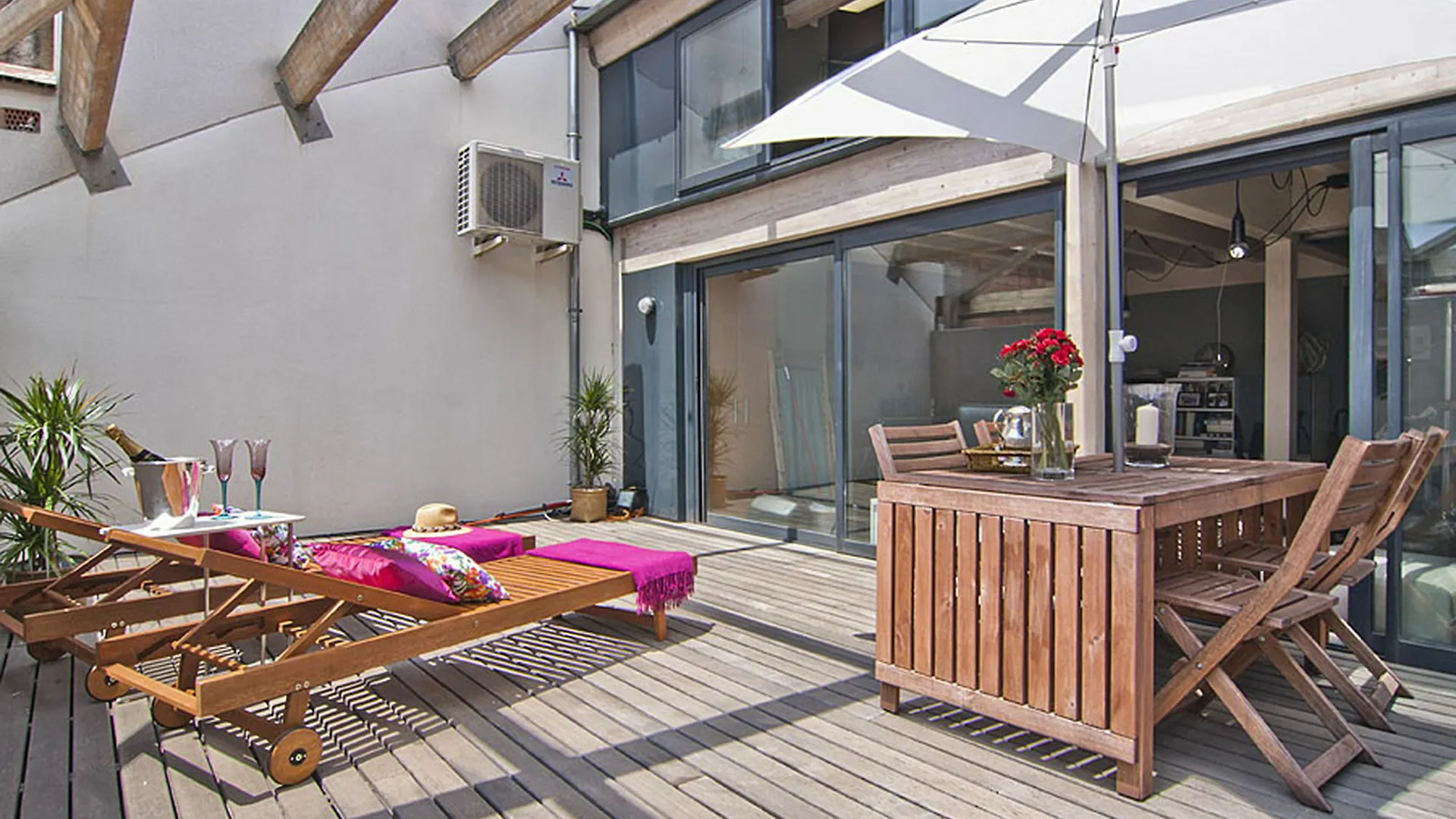 My Space Barcelona Executive Apartments Center