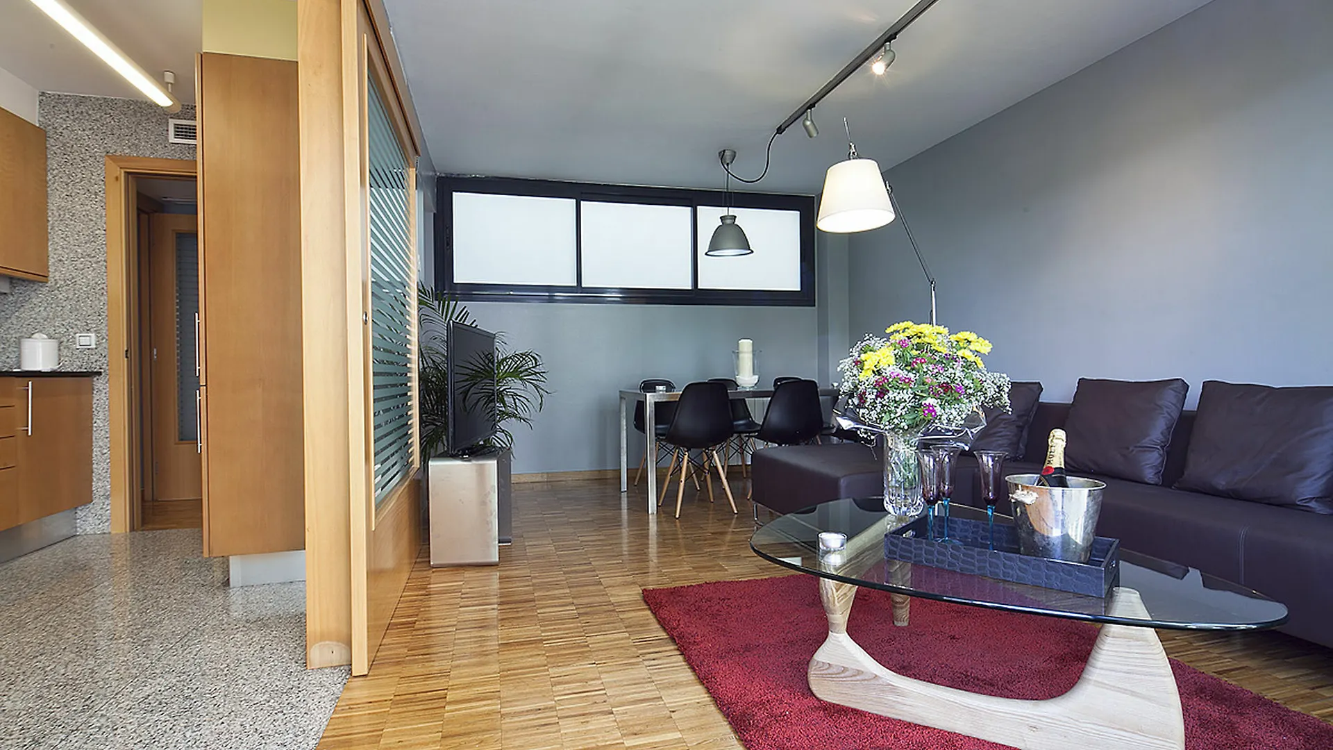 My Space Barcelona Executive Apartments Center