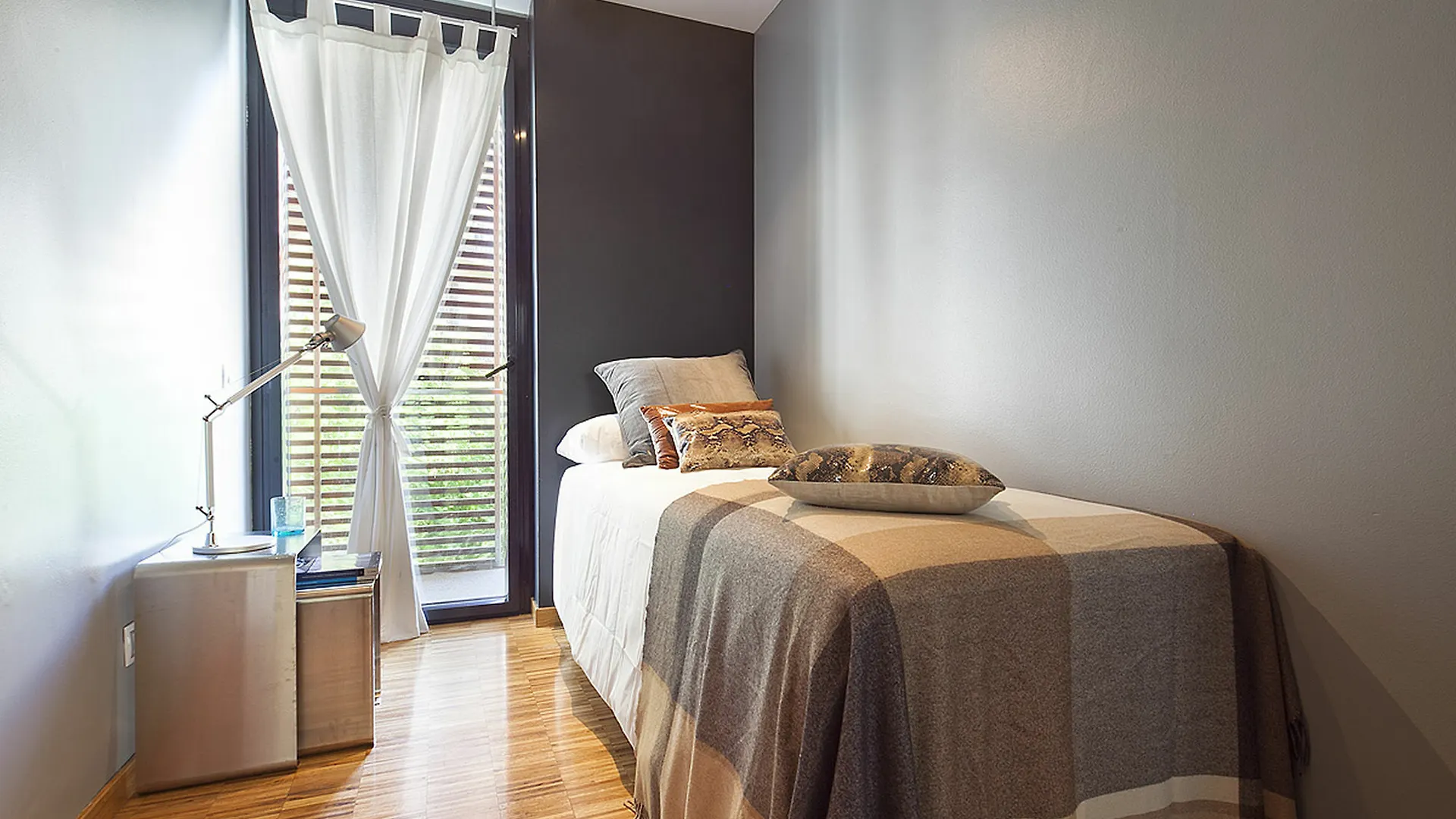My Space Barcelona Executive Apartments Center