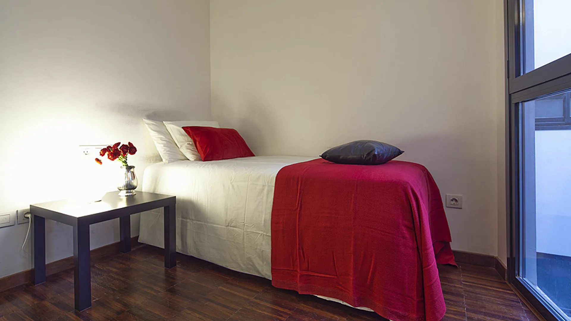 My Space Barcelona Executive Apartments Center