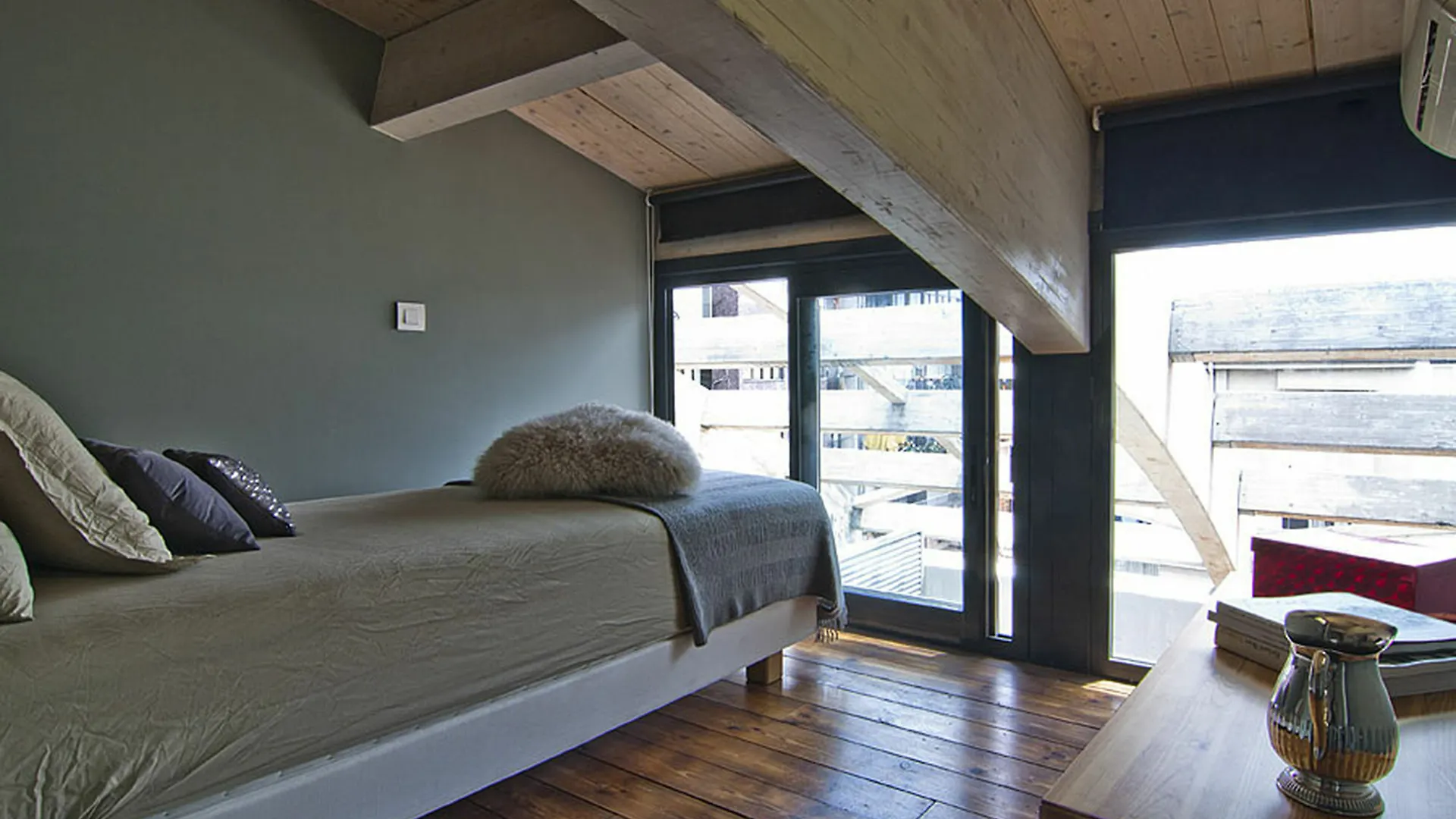 My Space Barcelona Executive Apartments Center