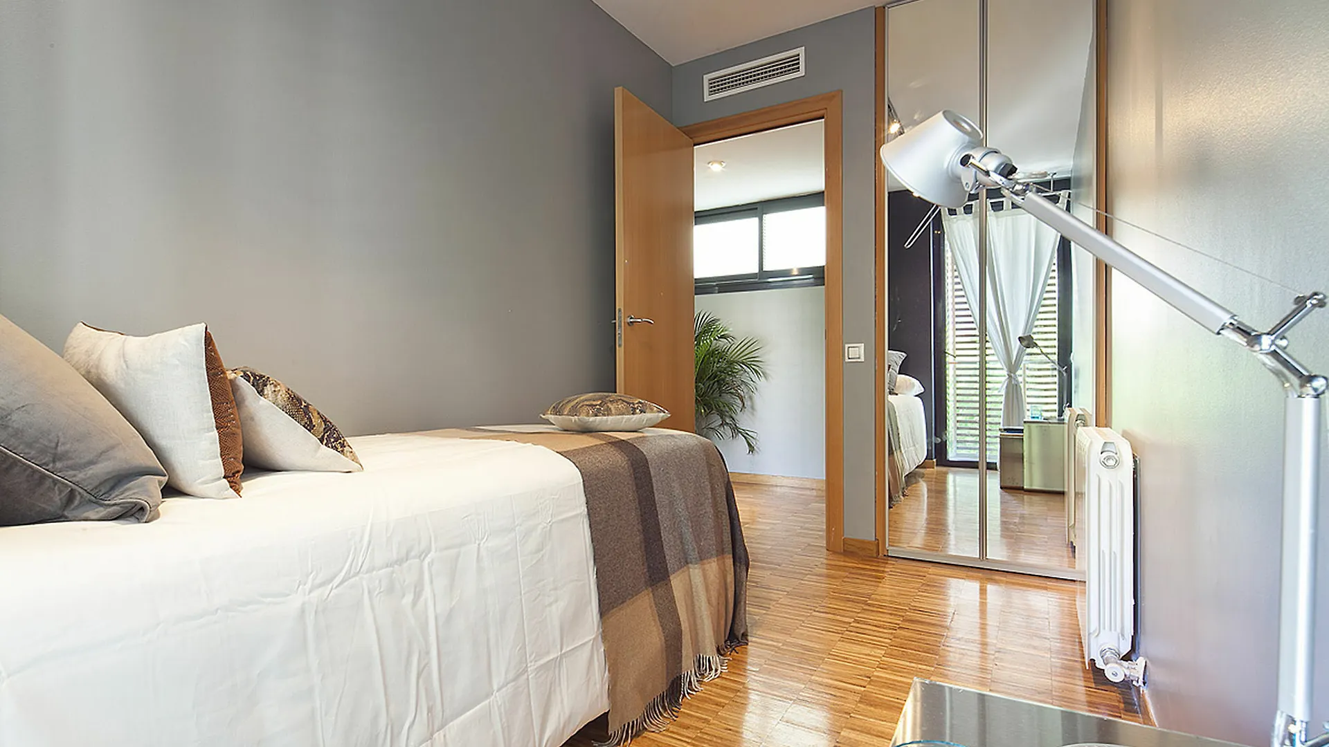 My Space Barcelona Executive Apartments Center 0*,