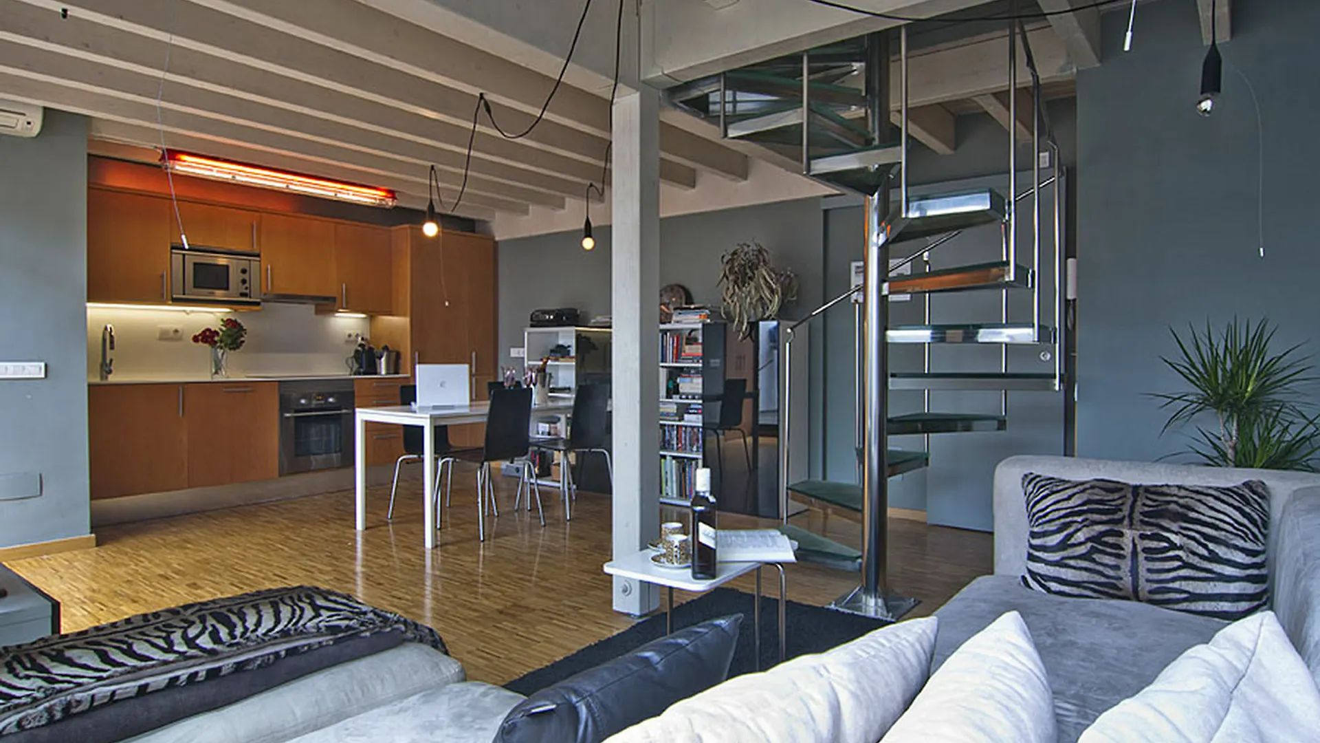 My Space Barcelona Executive Apartments Center